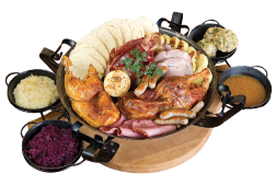 Saint Wenceslas Feast(3 000 g – smoked pork knee, duck, chicken, sausage, smoked pork, pork shoulder, bacon, assortment of dumplings, sauerkraut)